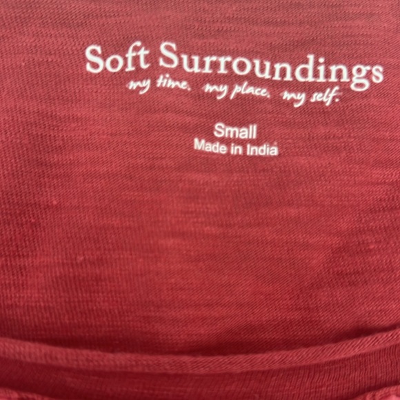 Soft Surroundings Small Natalia Tunic Red Embroidered Asymmetrical Hem #2AB14 - Picture 4 of 10